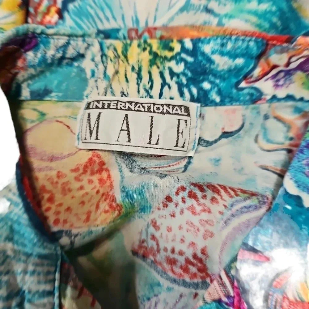 International Male Men’s L Hawaiian Shirt Blue Shell Print 90s Coastal Retro HTF - Picture 4 of 6